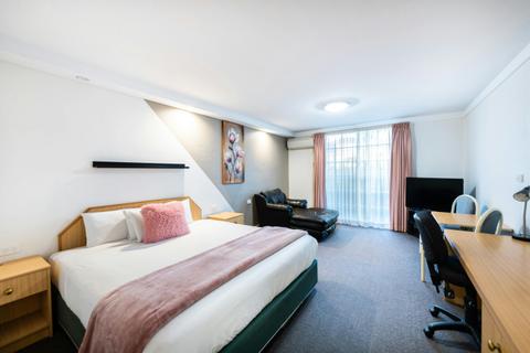 Golden Age Motor Inn