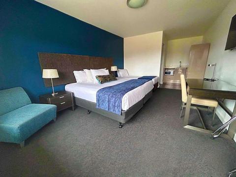 Twin Studio Room