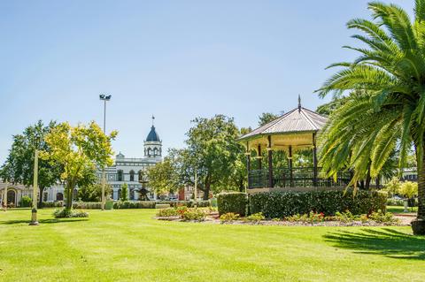 Forbes Victoria Inn
