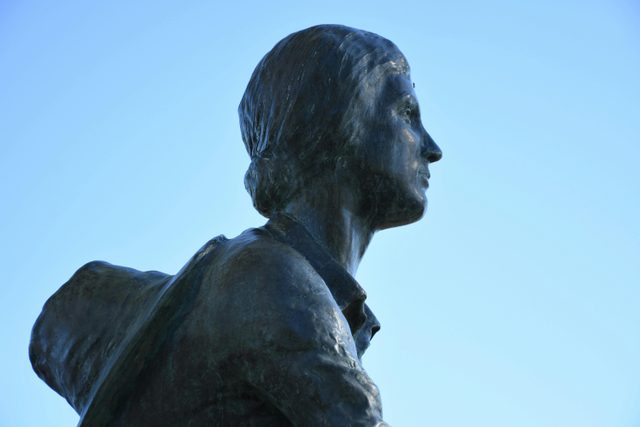 Dorothea Mackellar Memorial Statue