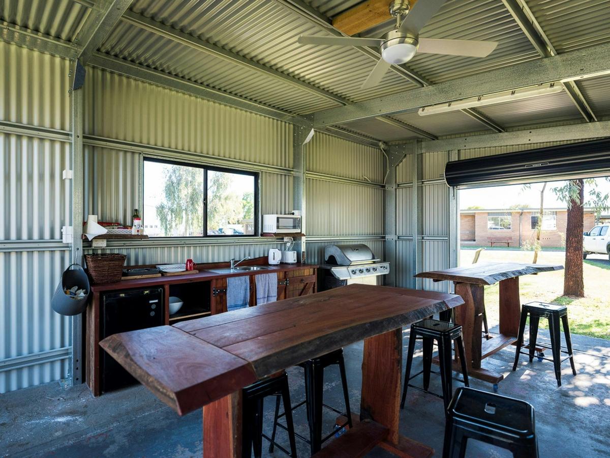 Forbes Caravan and Cabin Park