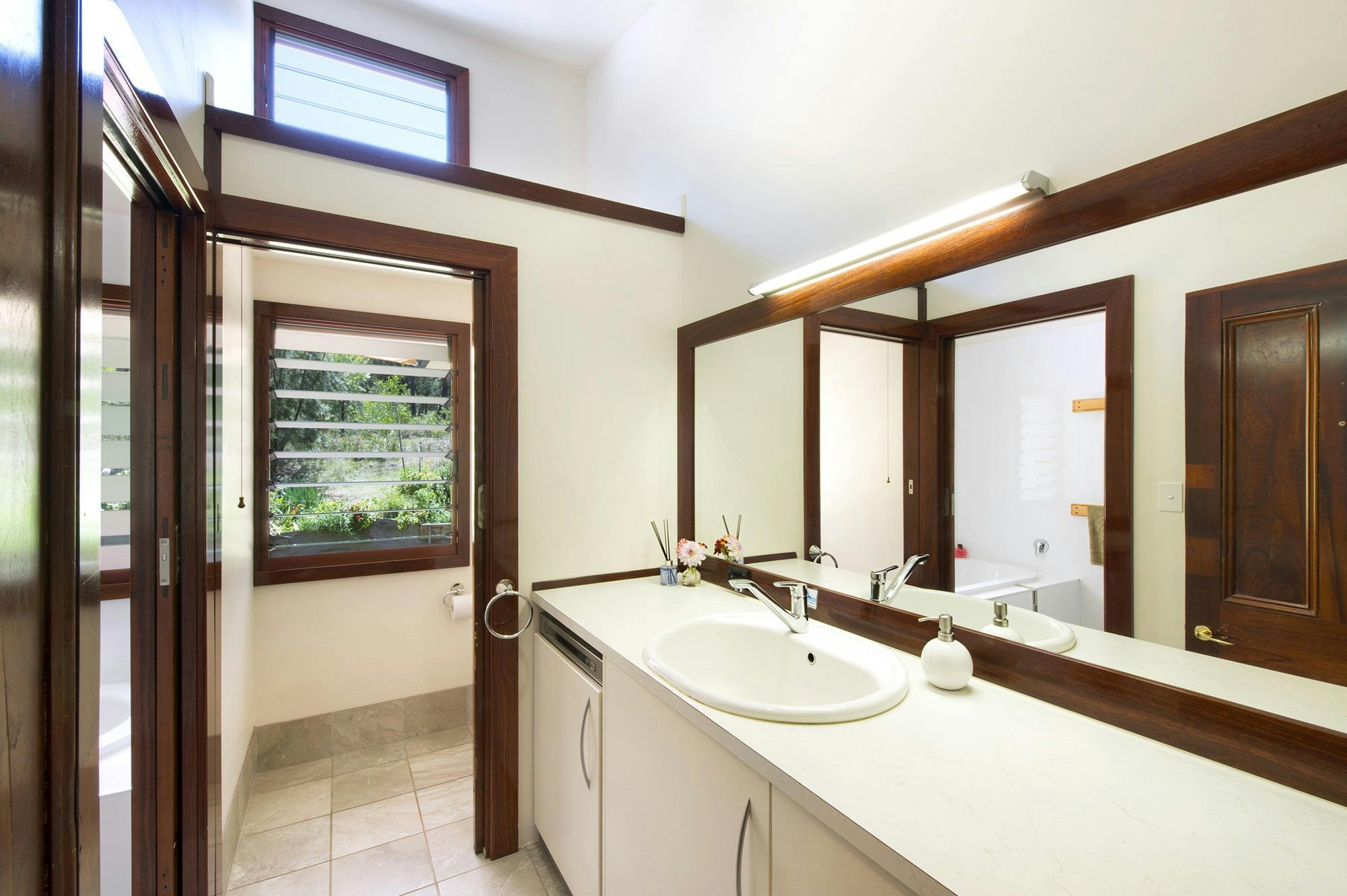 Main bathroom