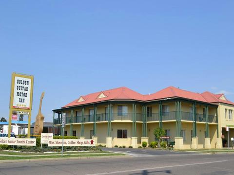 Golden Guitar Motor Inn