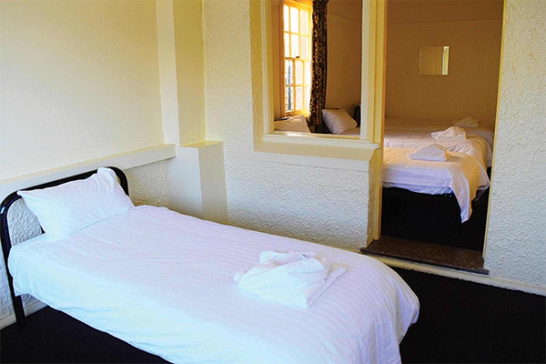 Grafton Hotel Accommodation