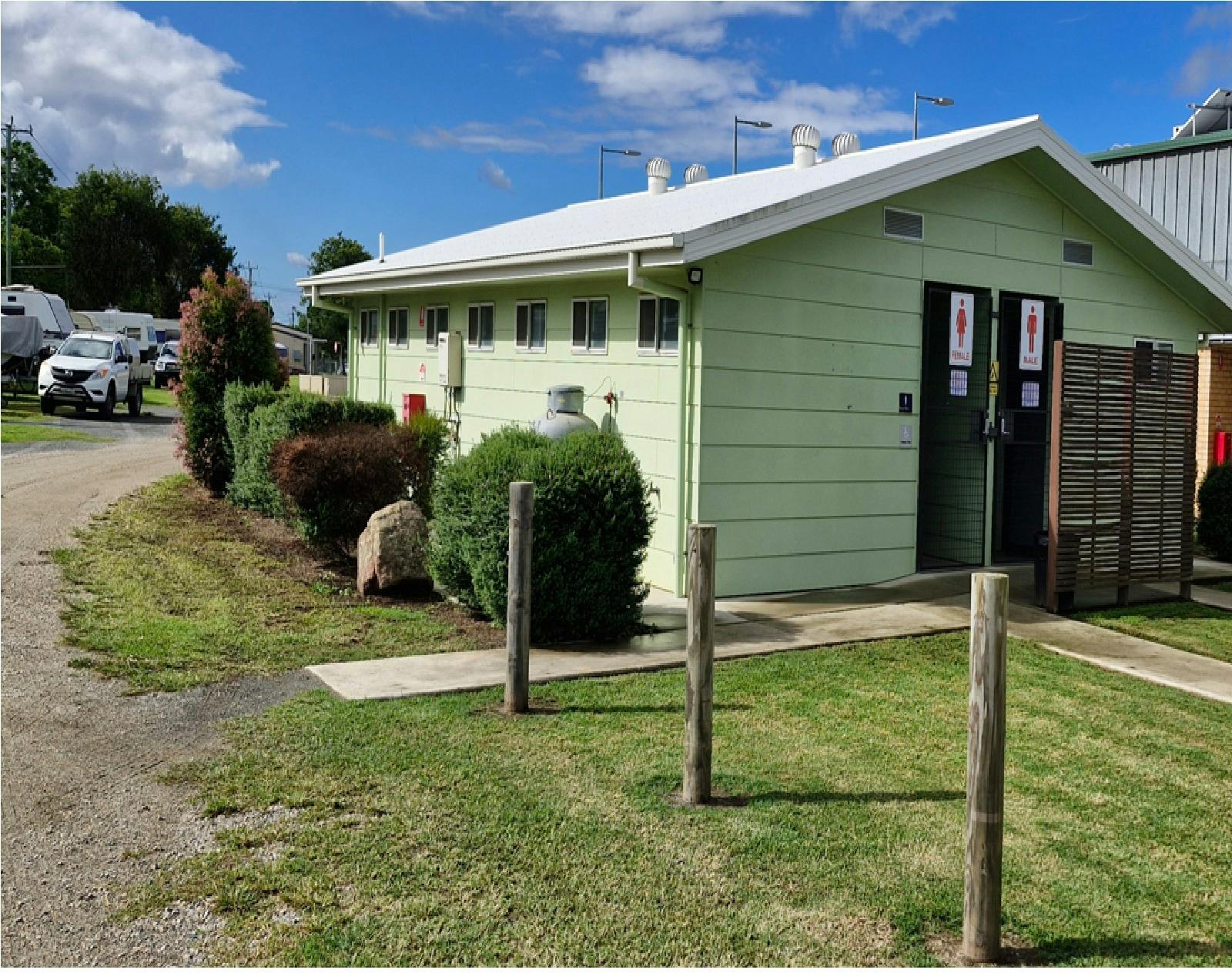Building - Grafton Greyhound Caravan Park