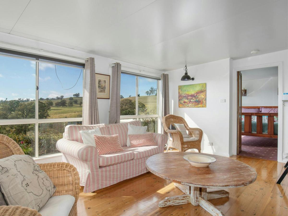Honeysuckle Cottage