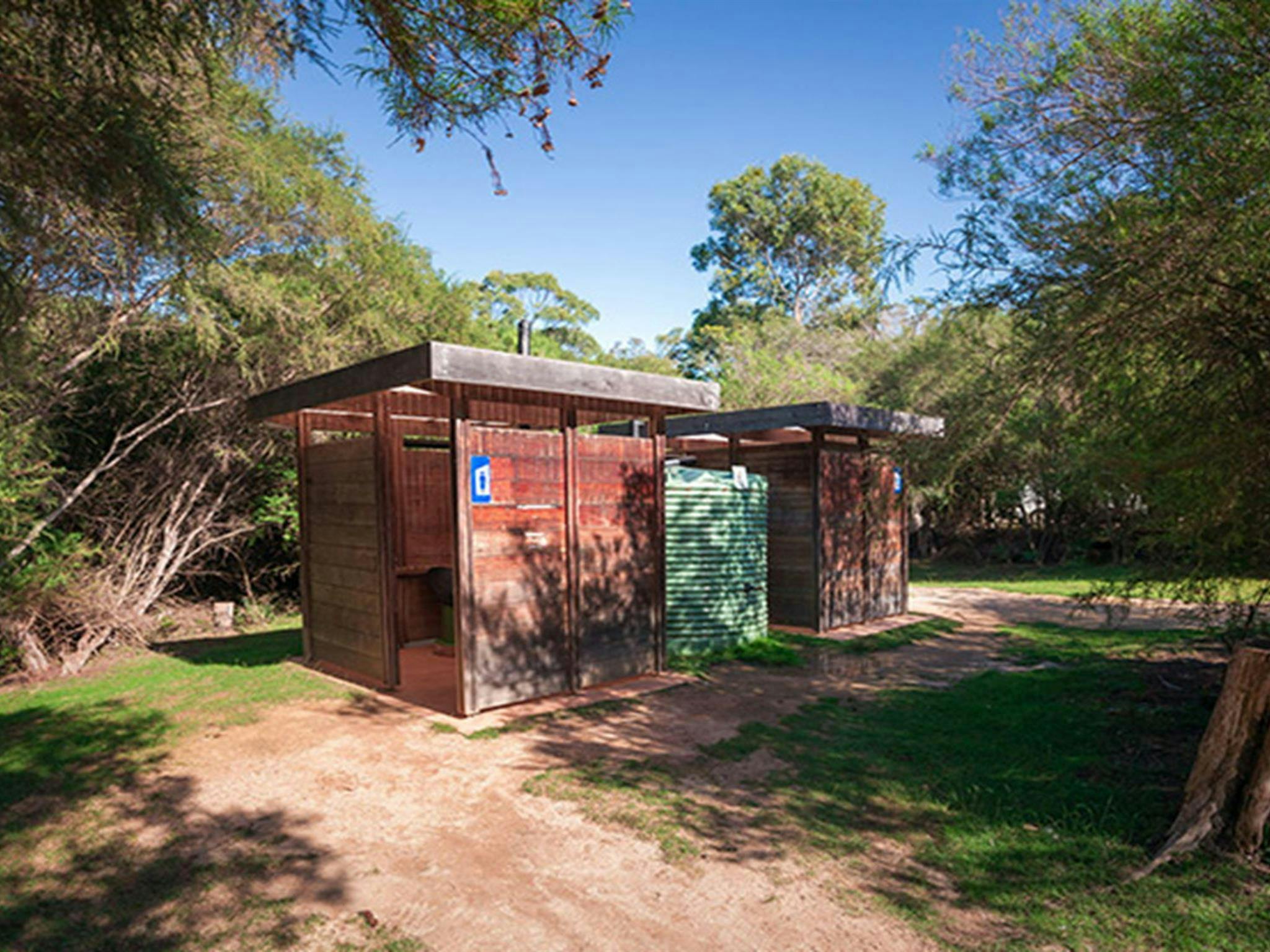 Toilet facilities at Hobart Beach campground, Bournda National Park. Photo: Daniel Tran/DPIE