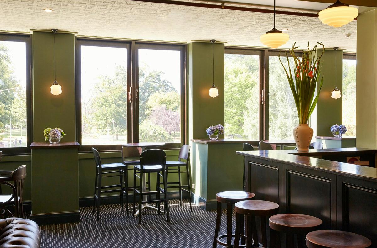 Private bar space