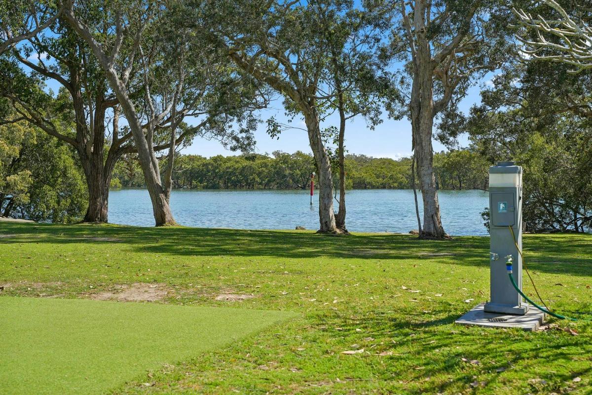 Premium Powered Waterfront Site