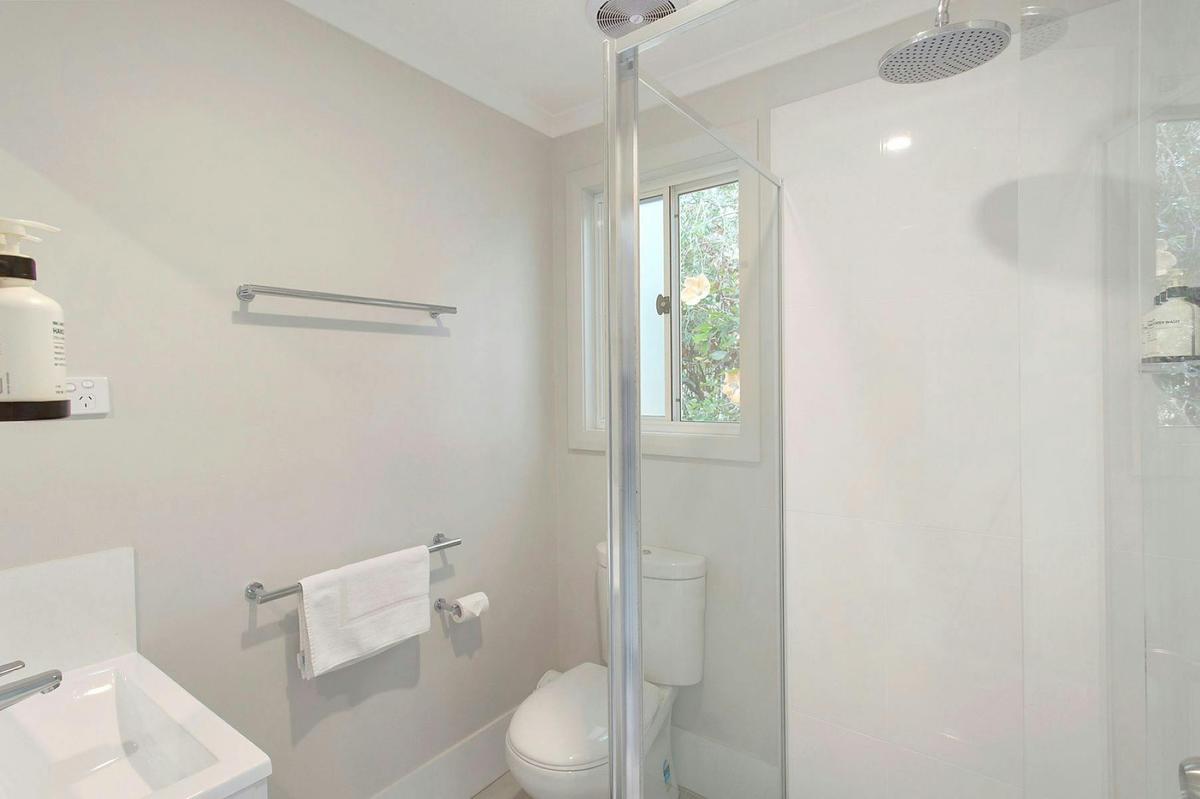 2 Bedroom Executive Cabin