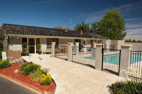 Gold Panner Motor Inn