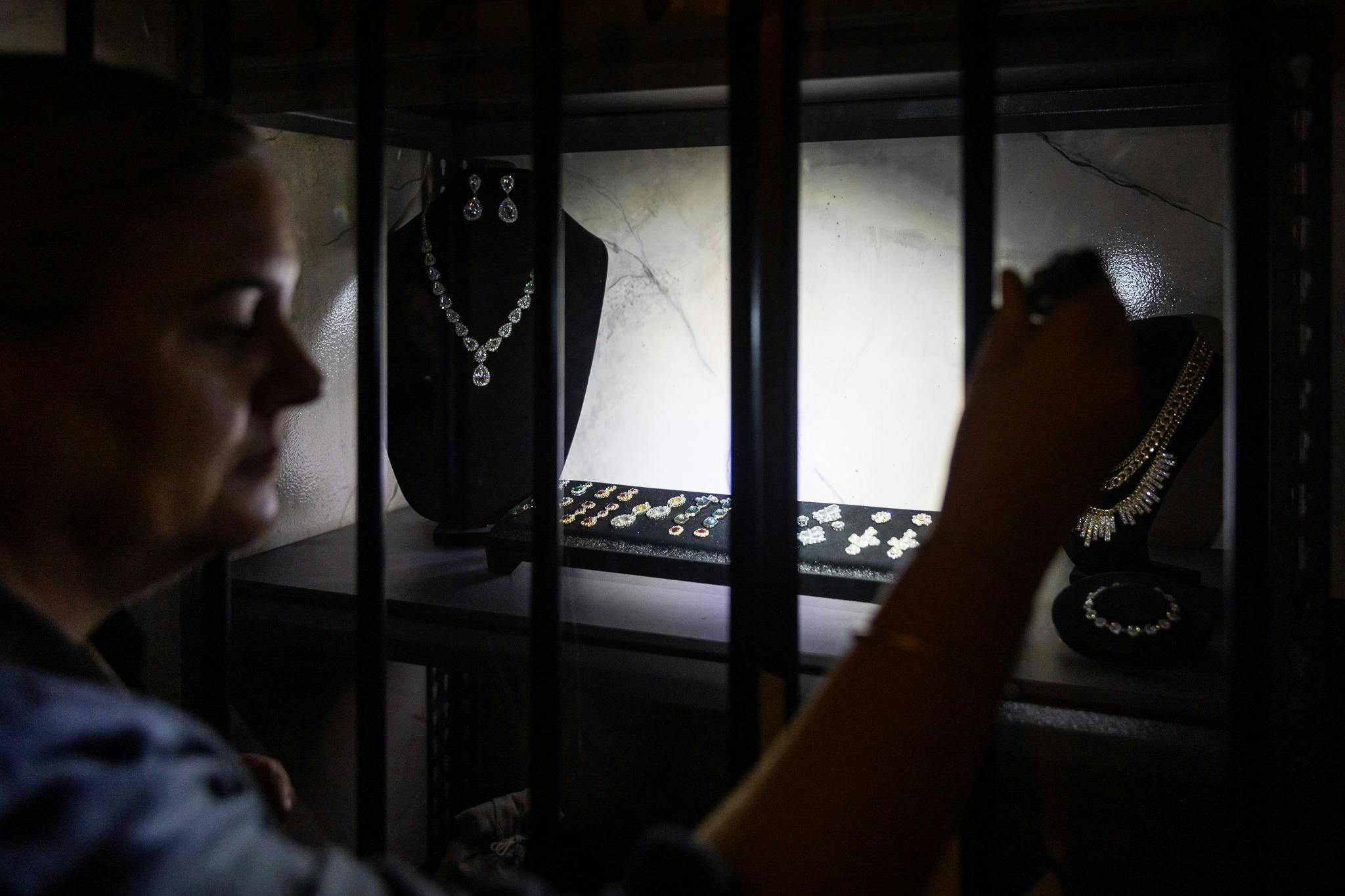 ESCAPE THIS Perth CBD Bank Heist escape room