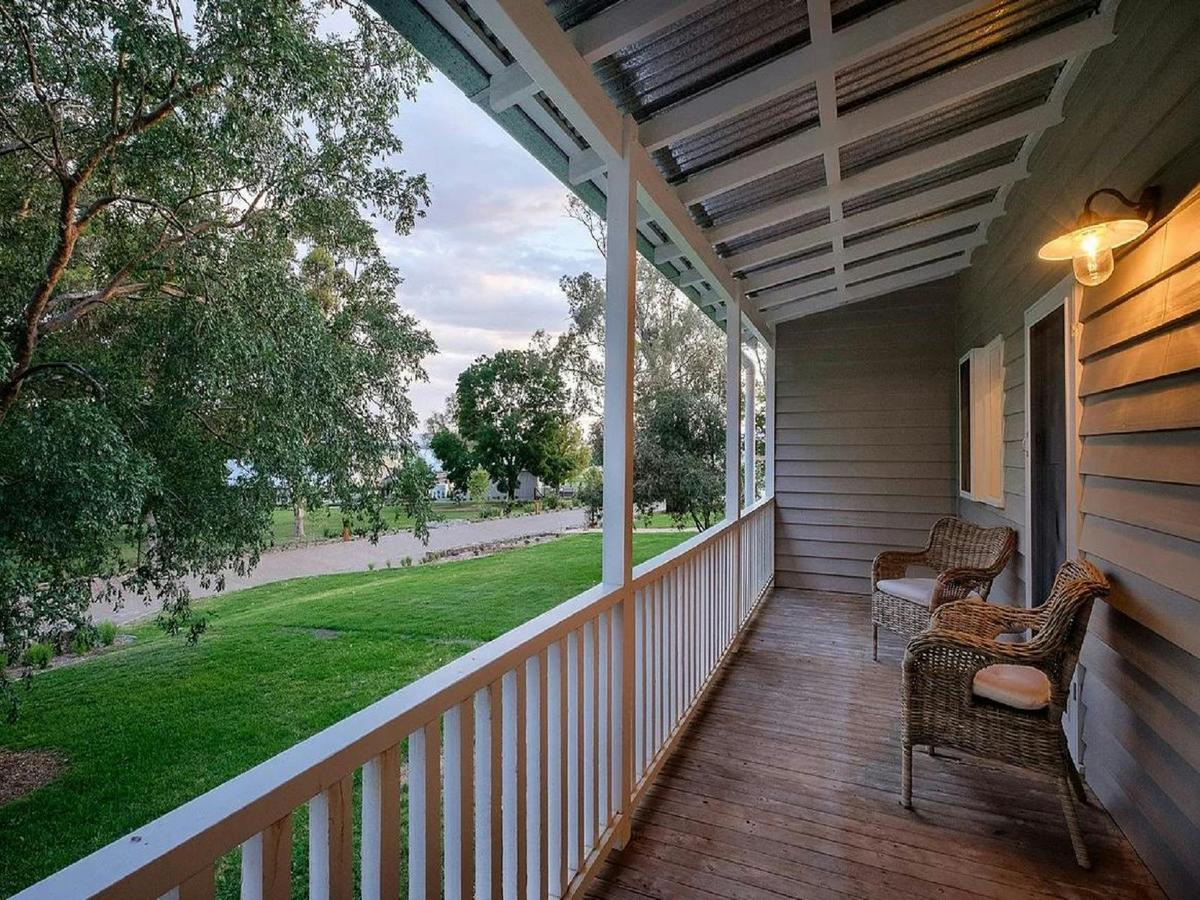 The Jackaroo Veranda