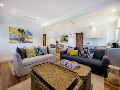 The Cooks lounge Kitchen and Dining areas