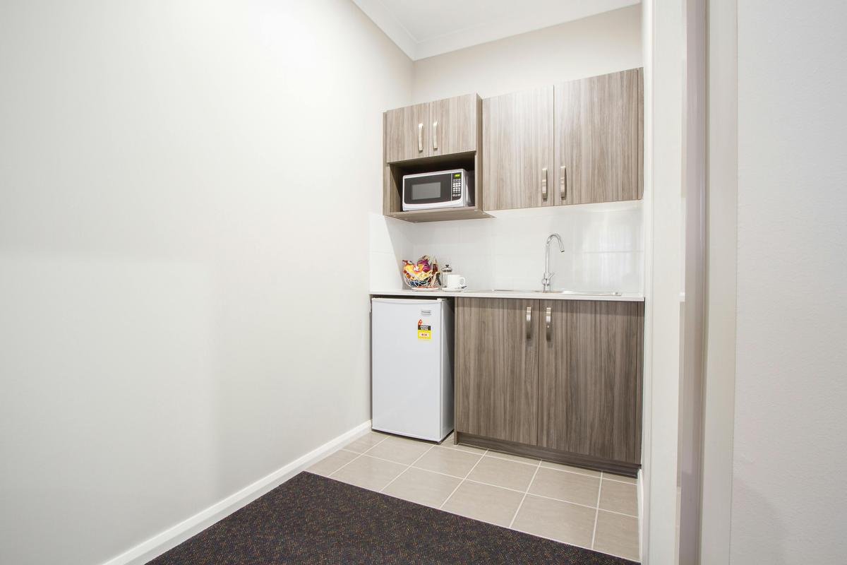 Executive Room kitchenette