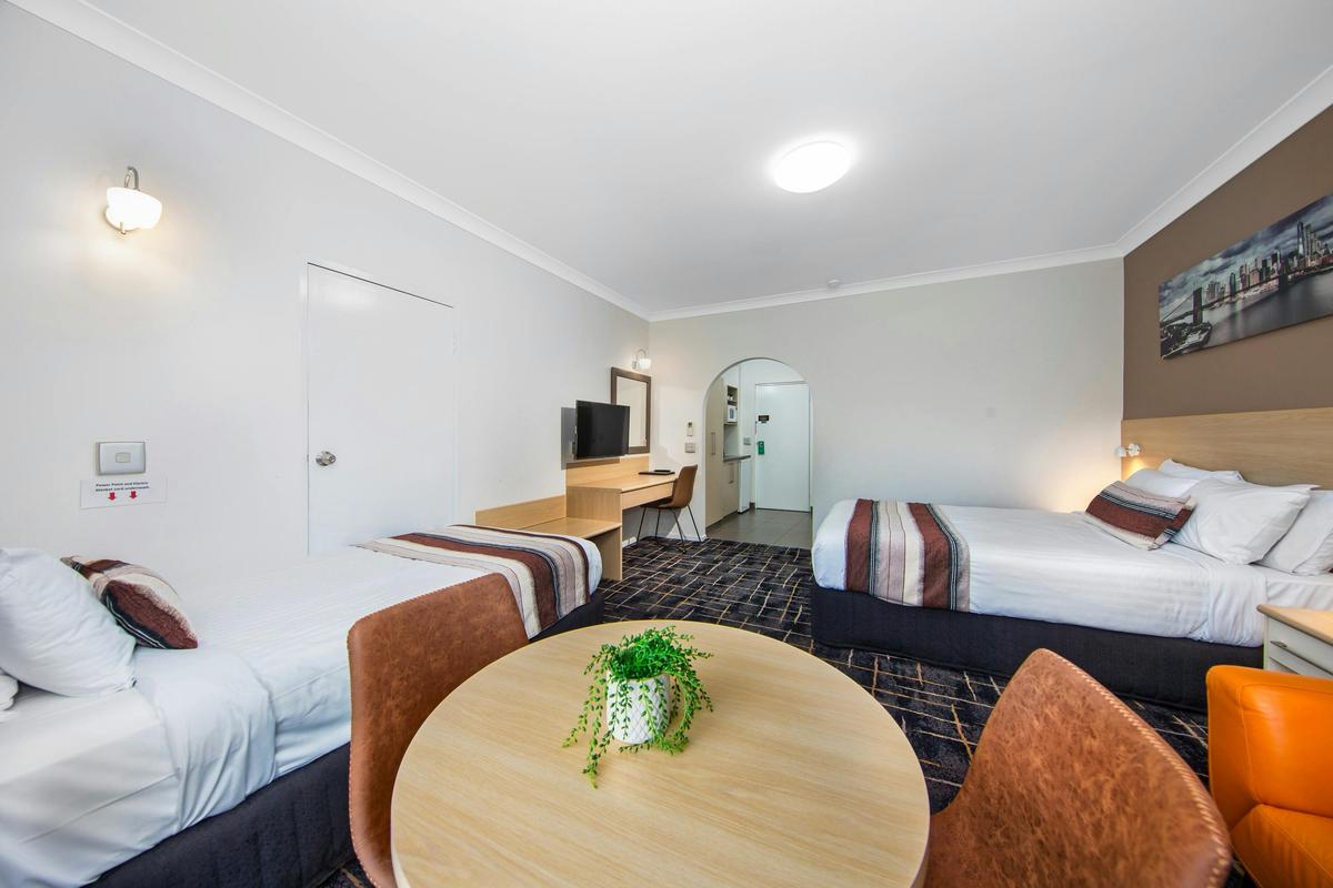 Deluxe Twin Room