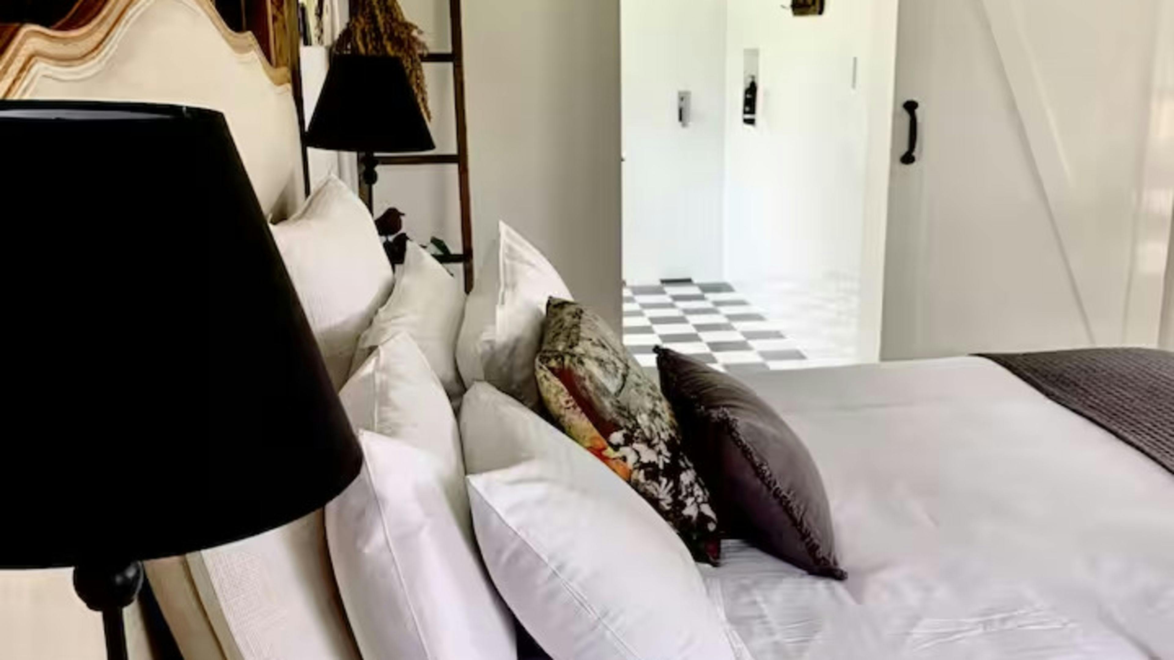 Hartvale Cottage and Gardens