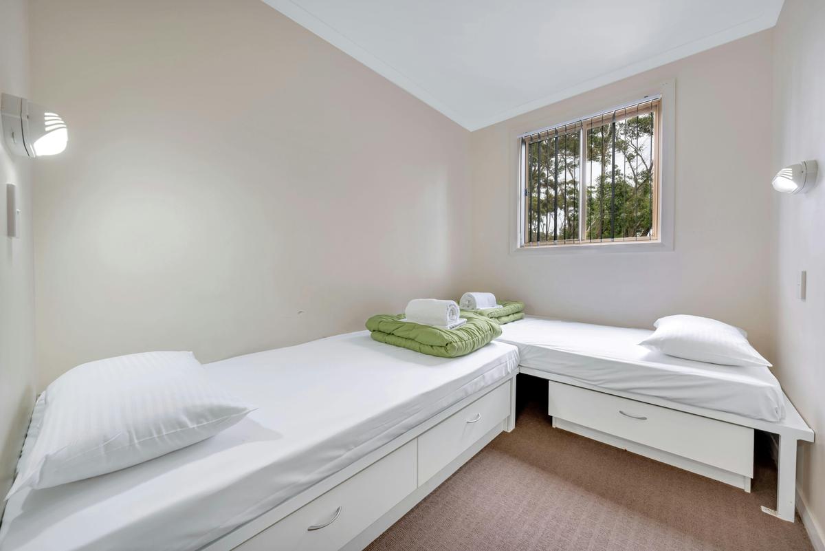 3 Bedroom Beachside Family Suite Beds