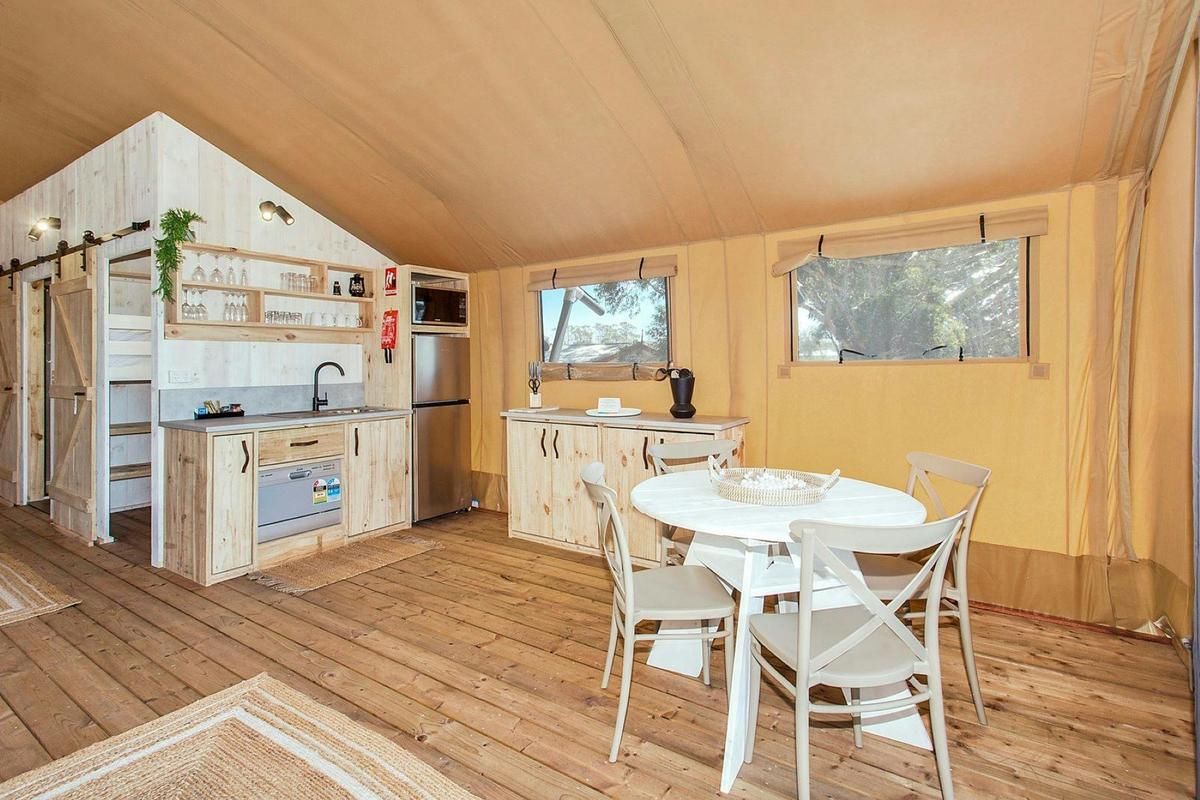 Oceanview Safari Interior