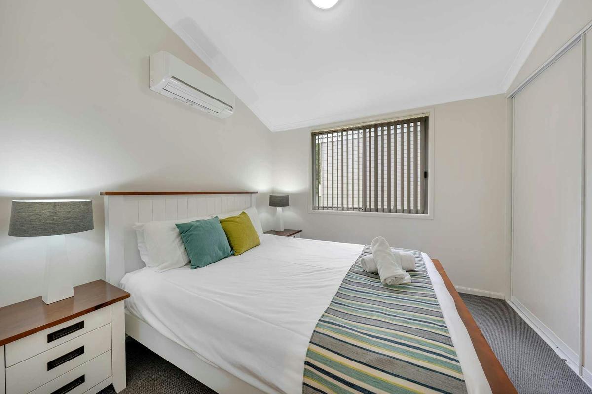 2 Bedroom Deluxe Cabin Bedroom