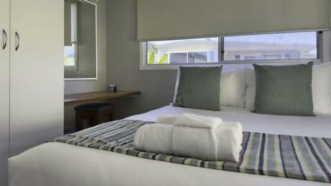 Ingenia Holidays Nambucca Heads 1 Bedroom Waterfront Cabin Bedroom
