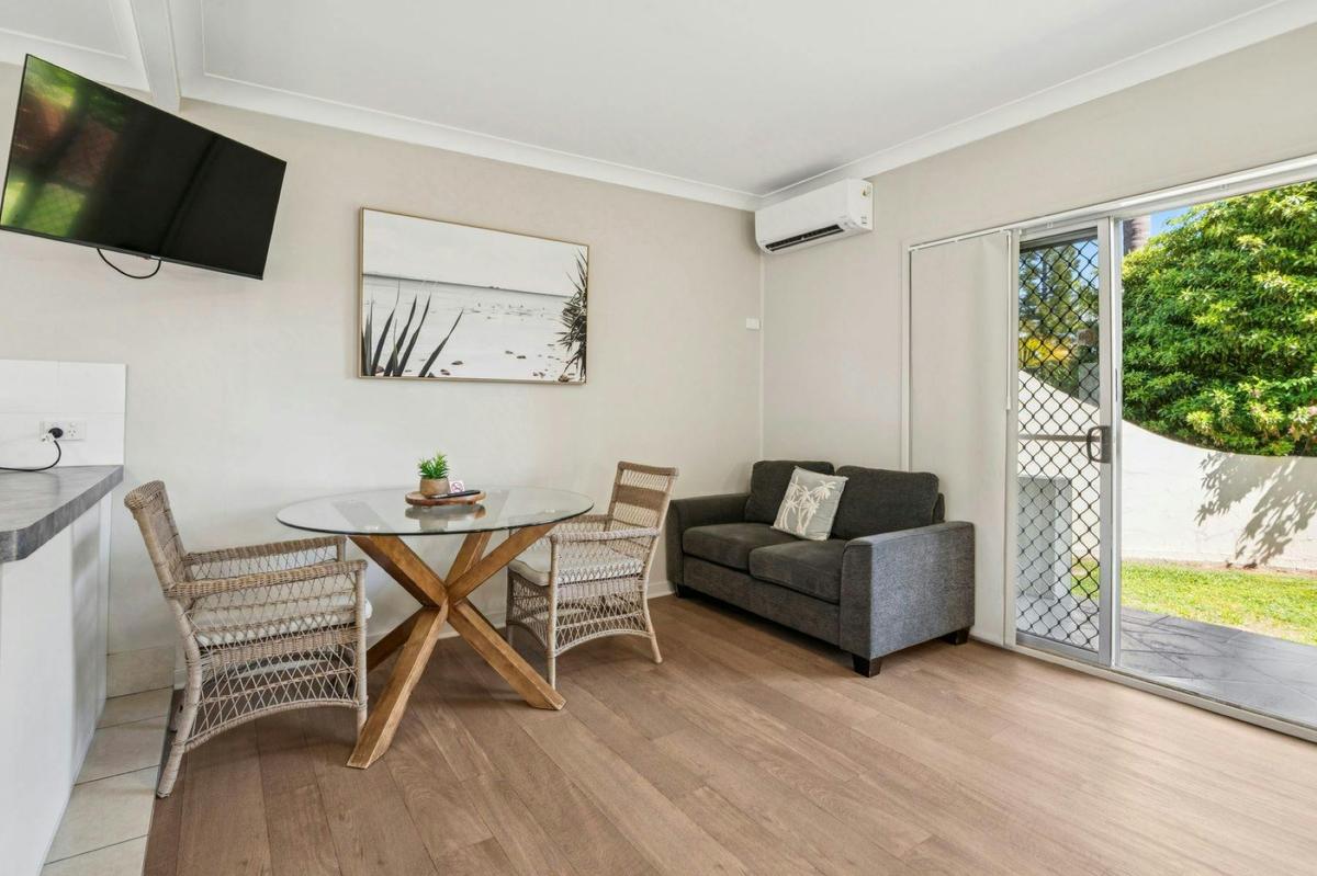Standard Studio Unit Living
