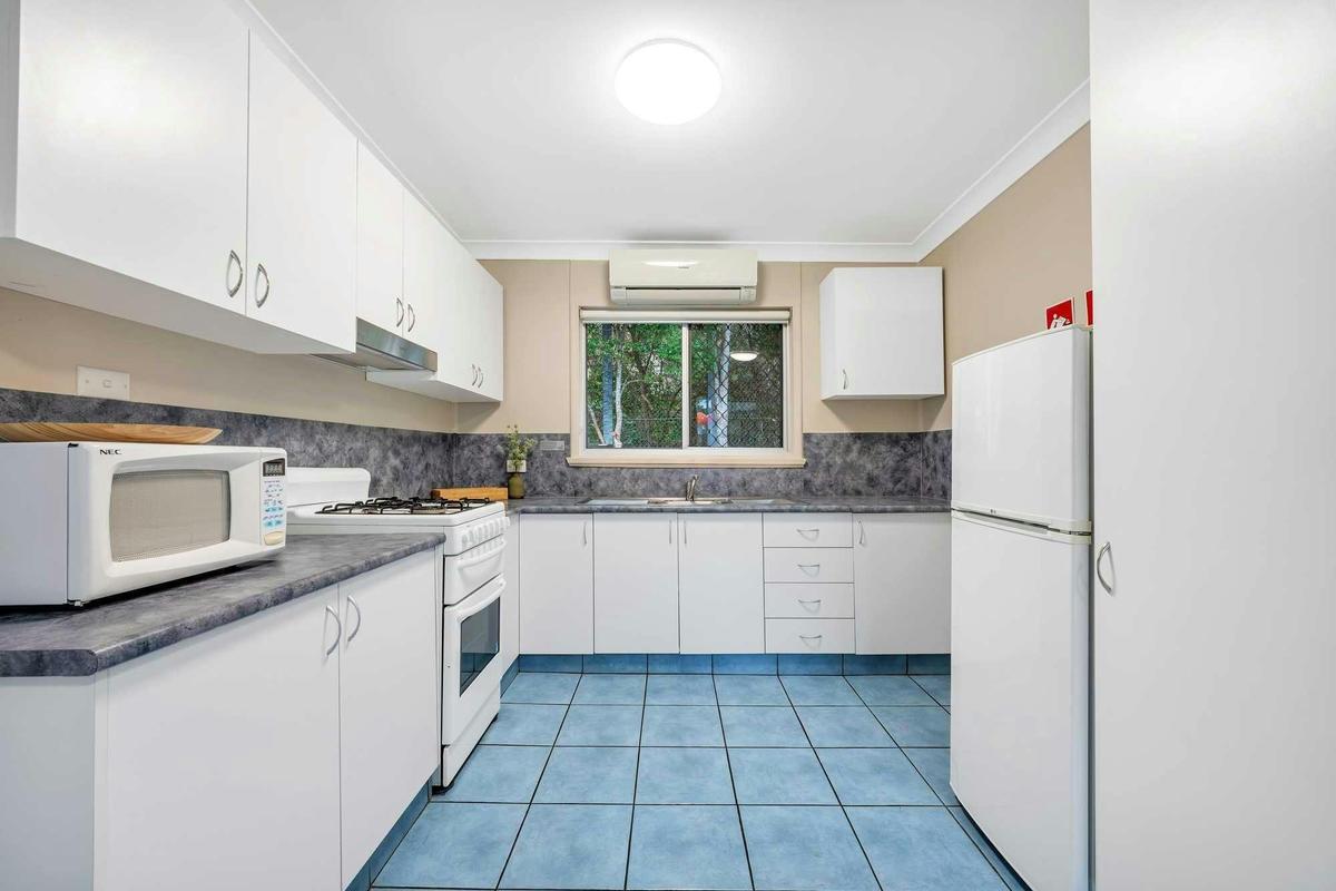 Ingenia Holidays Nambucca Heads - 1 bedroom Standard Unit Kitchen