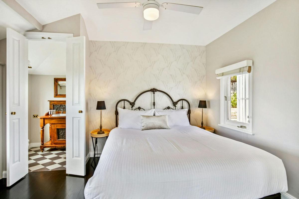 Hyams Beach Seaside Cottages