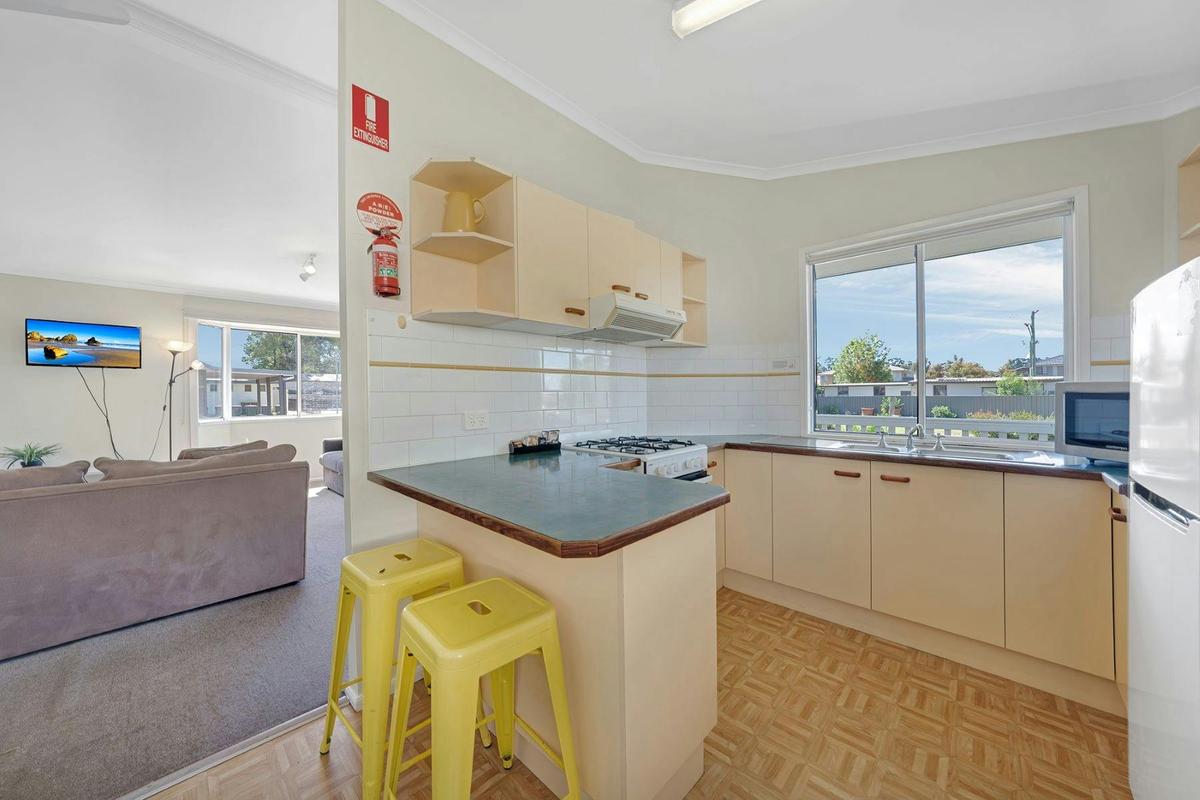 2 Bedroom Standard Cabin Kitchen