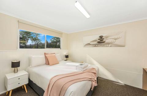 2 Bedroom Budget Cabin Bedroom