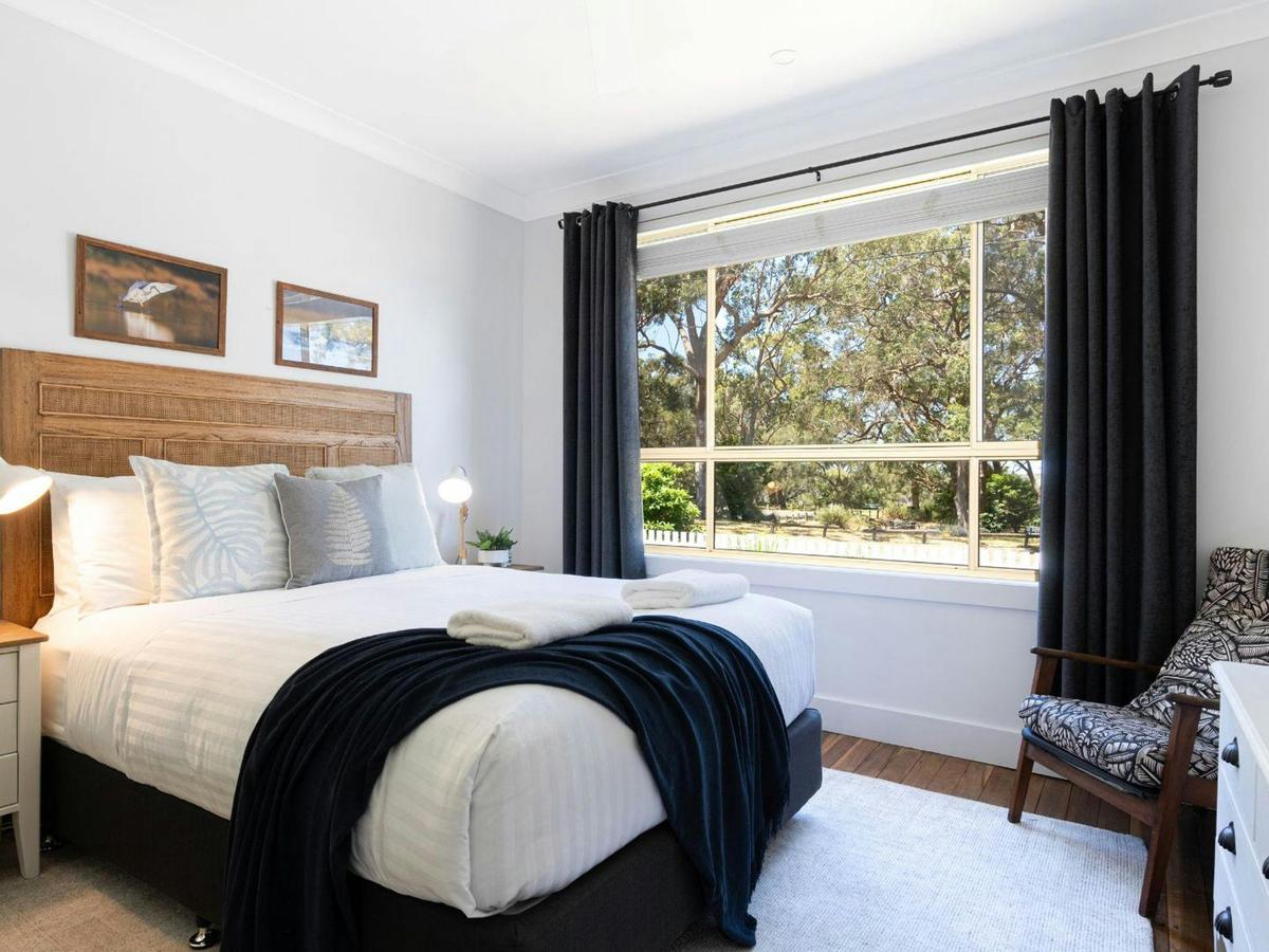 Hemingways Lakehouse | Bedroom 1 | Queen