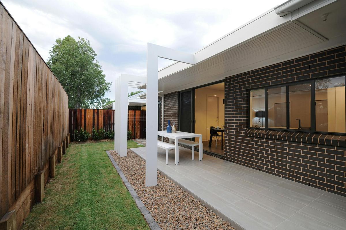 Kirsten Accommodation Mudgee Lewis Private back yard and alfresco dining