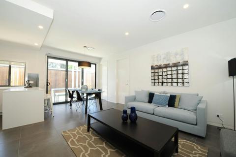 Kirsten Accommodation Mudgee Lewis House Open Plan living area