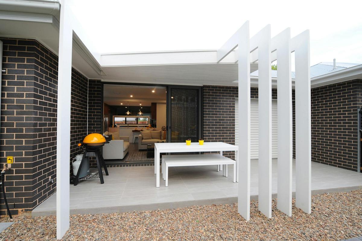 Kirsten Accommodation Mudgee Victoria House Private Outdoor BBQ and Alfresco