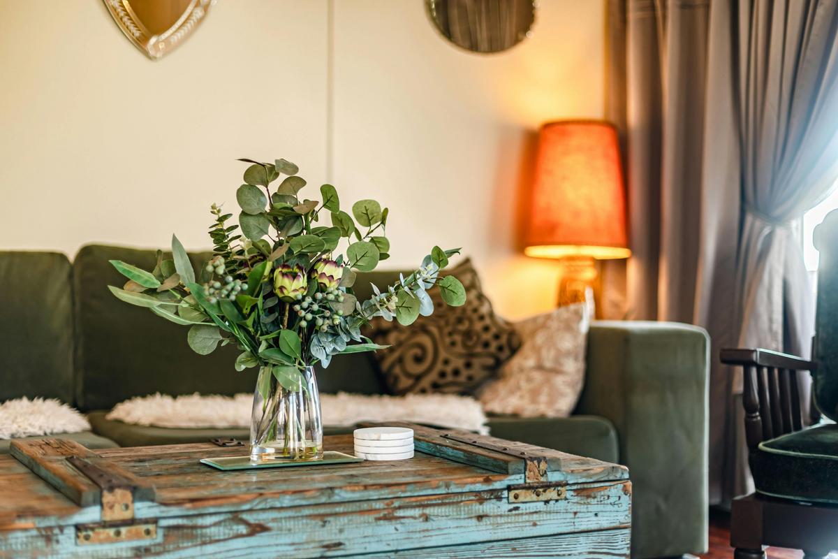 A pop of colour and a breath of life in every room