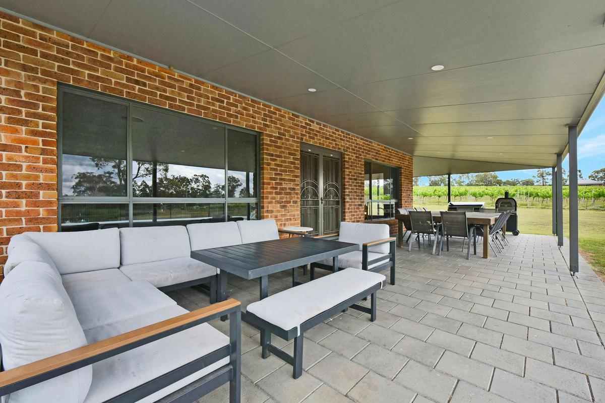Outfresco Dining by the Pool Ironstone Estate Lodge
