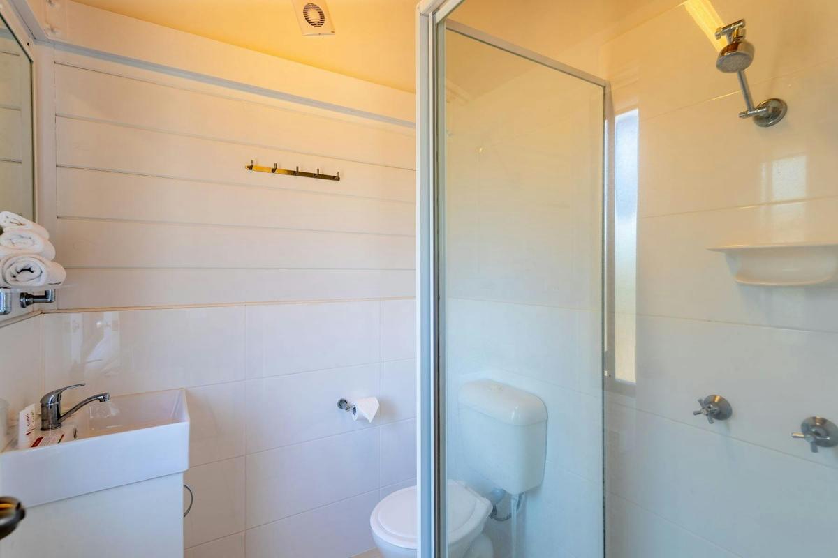 1 Bedroom Standard Cabin - Pet Friendly