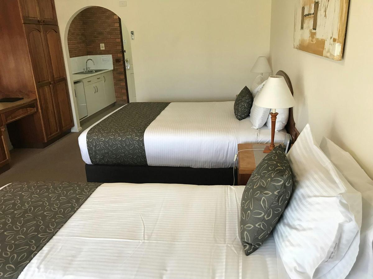 Refurbishe Superior Suite Twin 2
