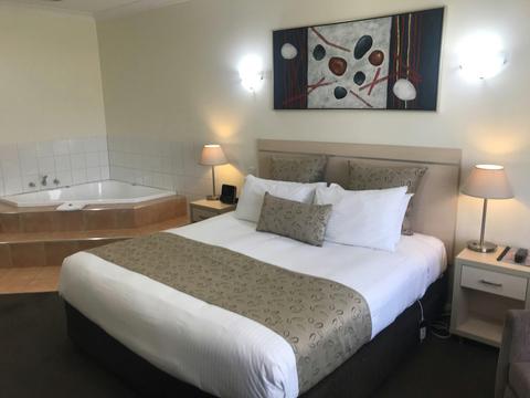 Refurbished Executive Spa Suite