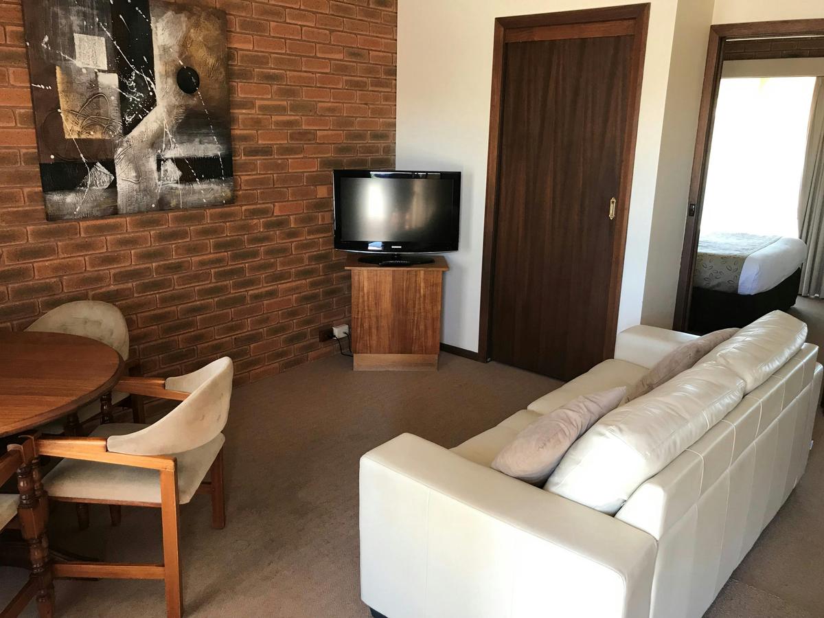 2 Bedromm Family Suite