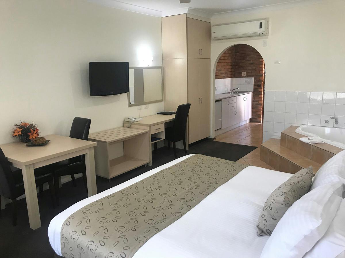 Refurbished Executive Spa Suite