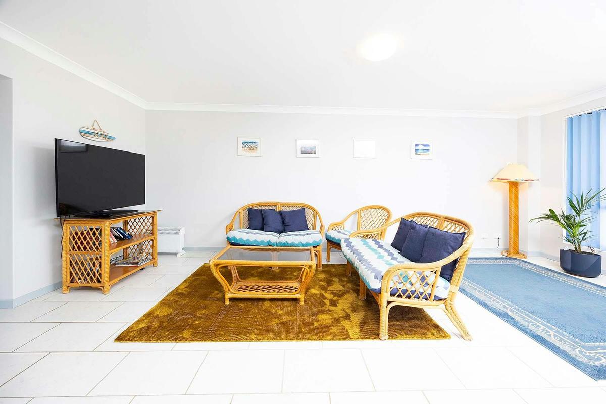 Lounge room