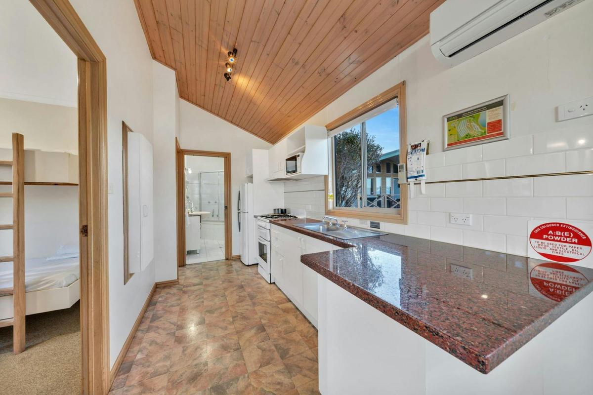 2 Bedroom Deluxe Cabin