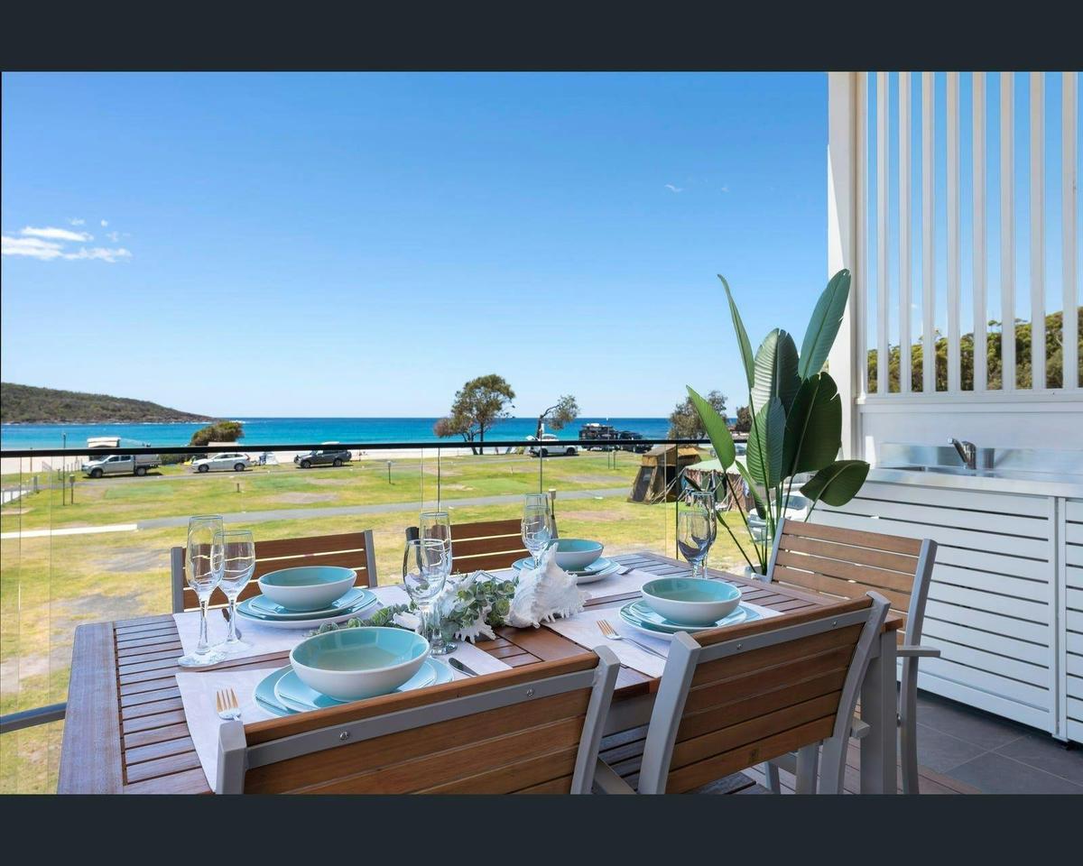 2 Bedroom Seaview Beach House