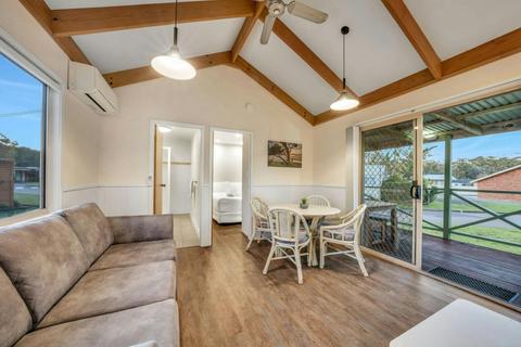 Budget Poolside Cabin