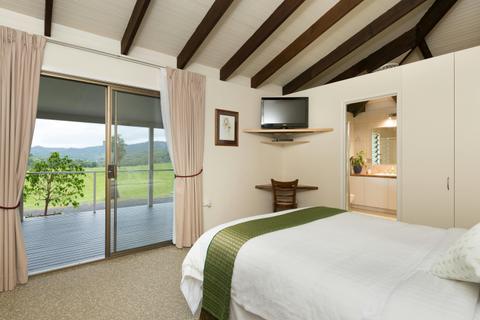 Mt Warning View Spa Room