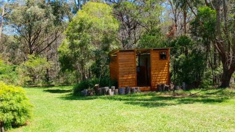 Innisfree, nr Blue Mountains