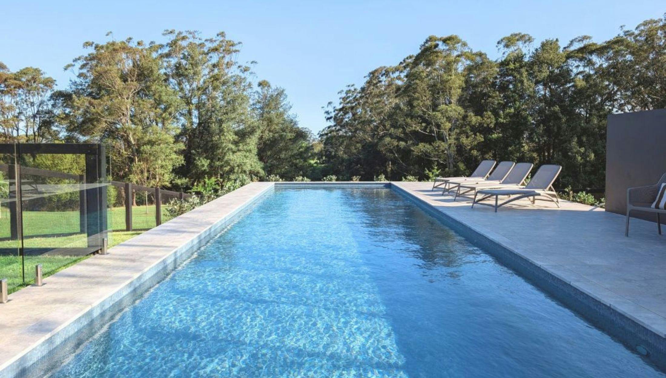 llgate Berry Luxury Accommodation - 15m mineral pool