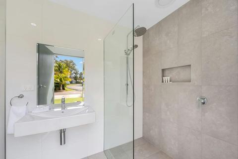 Ensuite Powered Site Bathroom
