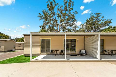 Duplex Unit Exterior